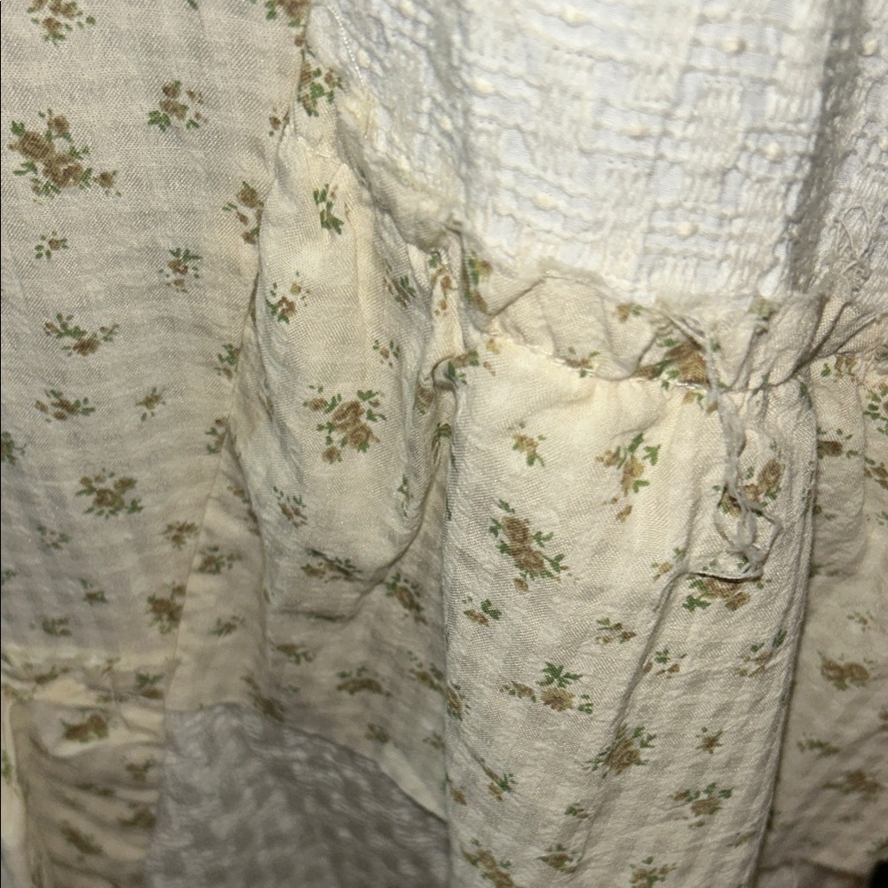 POL Floral Tiered Spaghetti-Strap Maxi Dress - Cream size medium - Picture 5 of 16